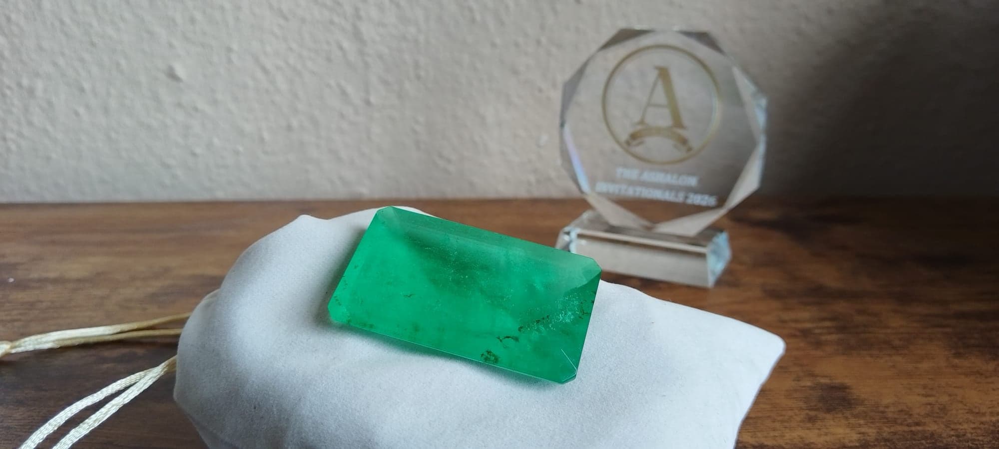 The Ashalon Invites London to Discover Affordable Gemstones and Start Family Heirlooms
